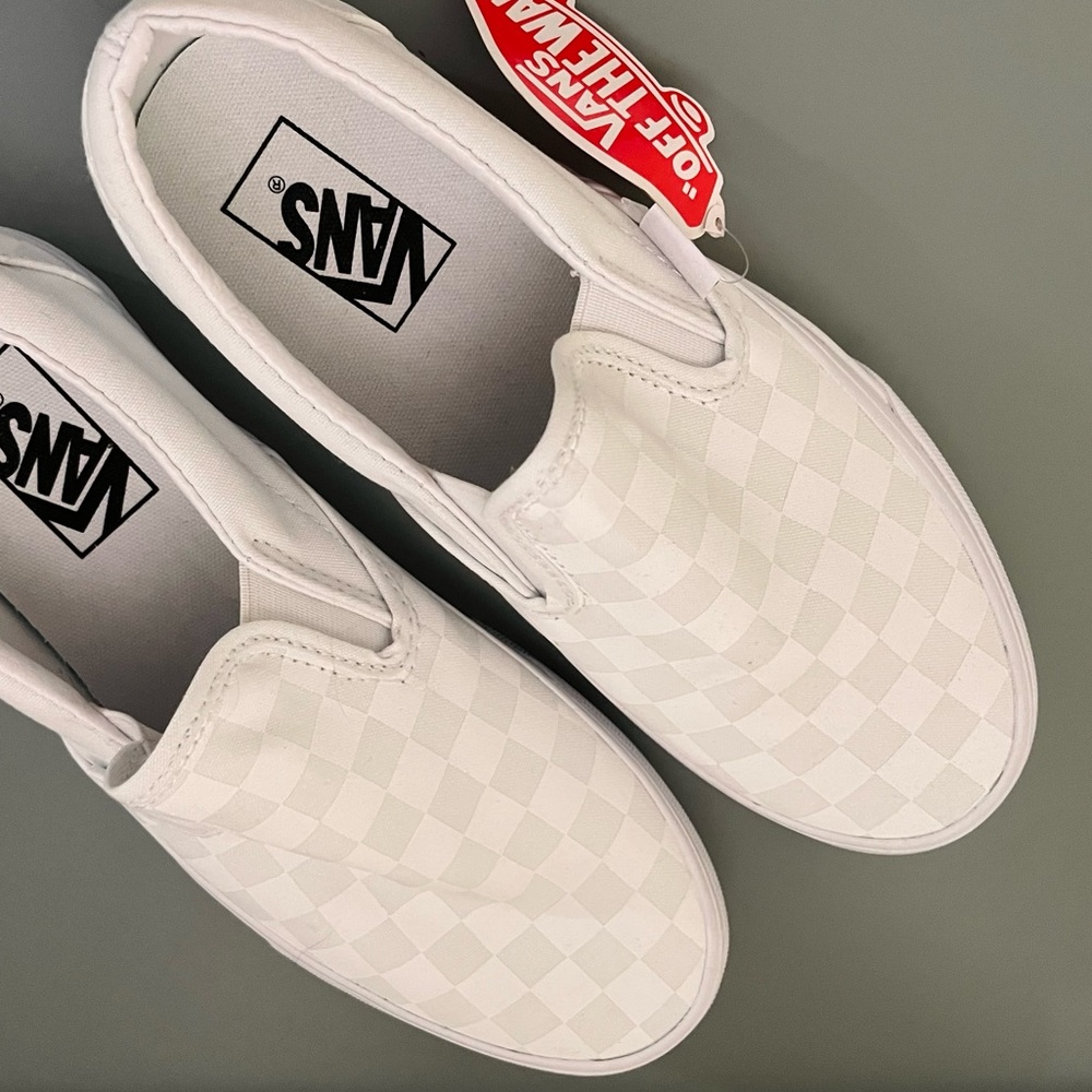 NWT Vans Checkered Slip Ons 8.5W